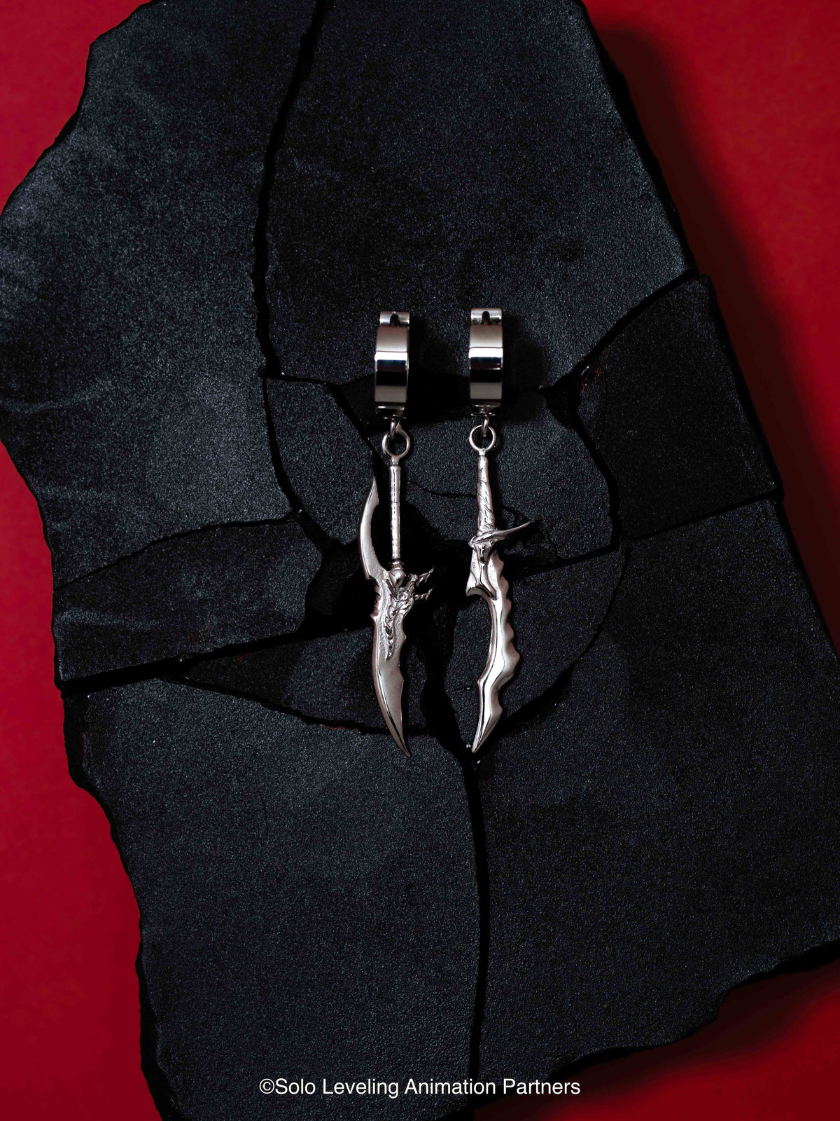 SOLO LEVELING JINWOO'S DAGGER EARRINGS