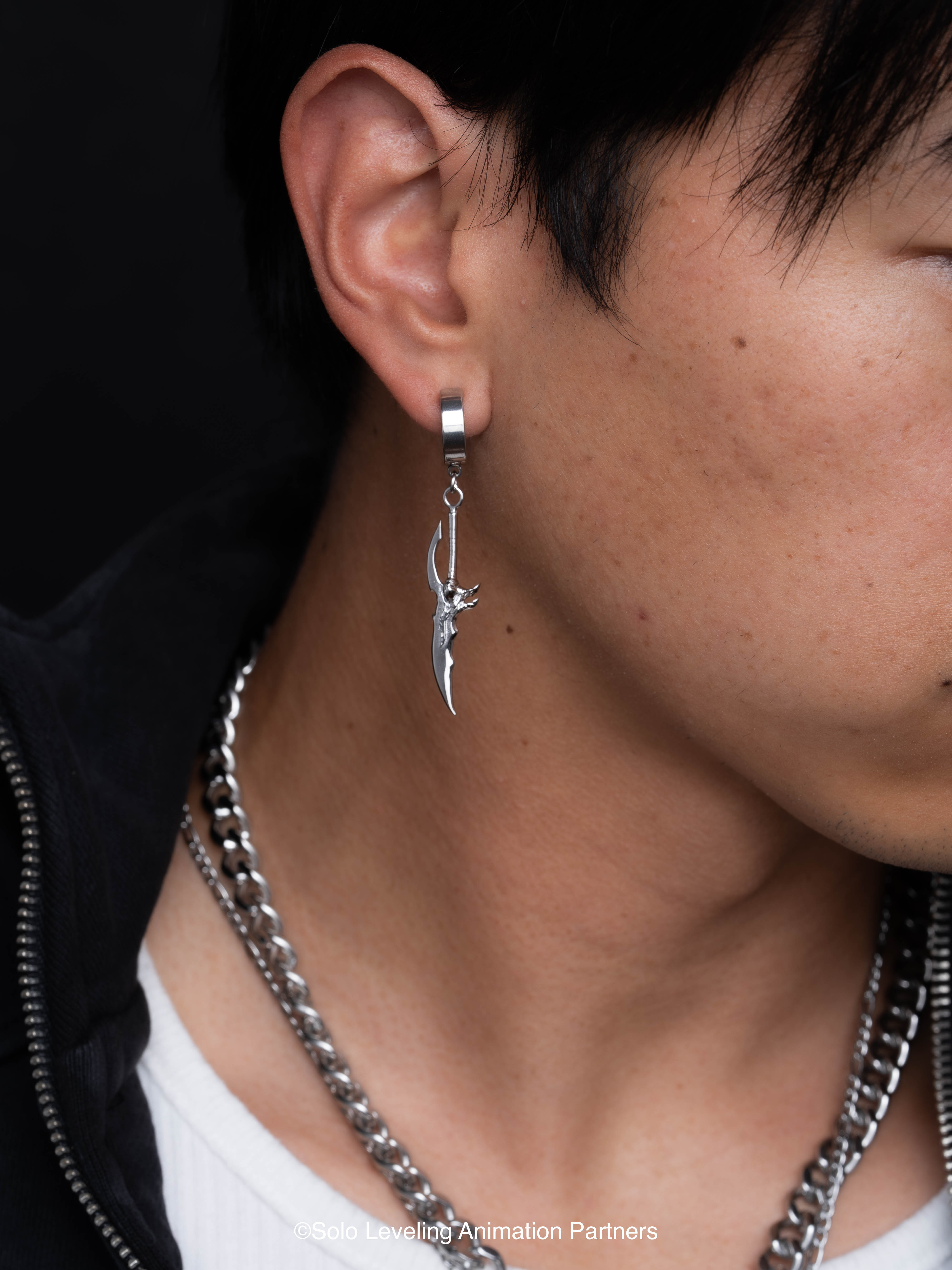 SOLO LEVELING JINWOO'S DAGGER EARRINGS