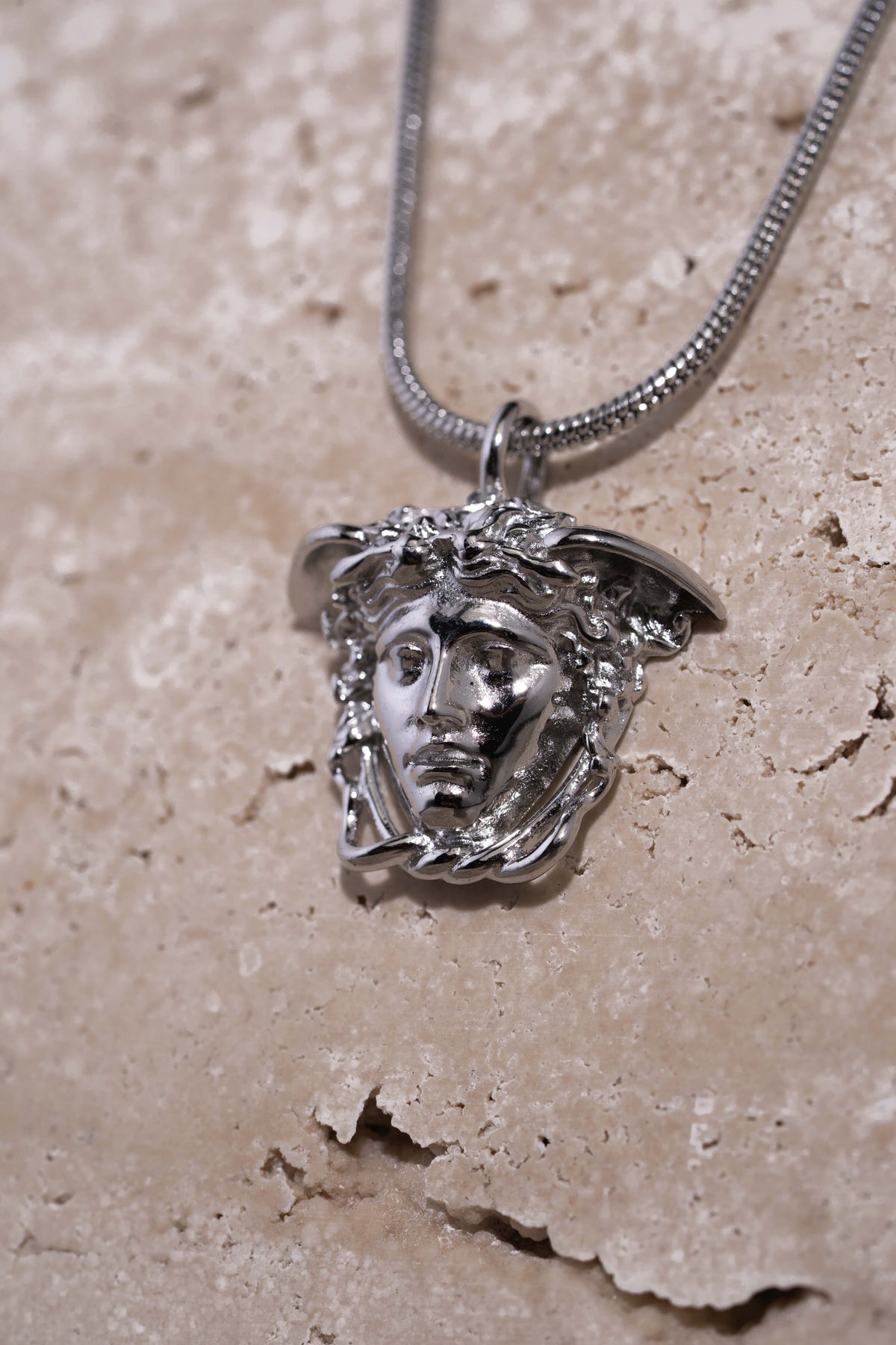 MEDUSA RONDANINI NECKLACE