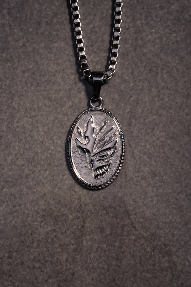 HOLLOW SKULL PENDANT