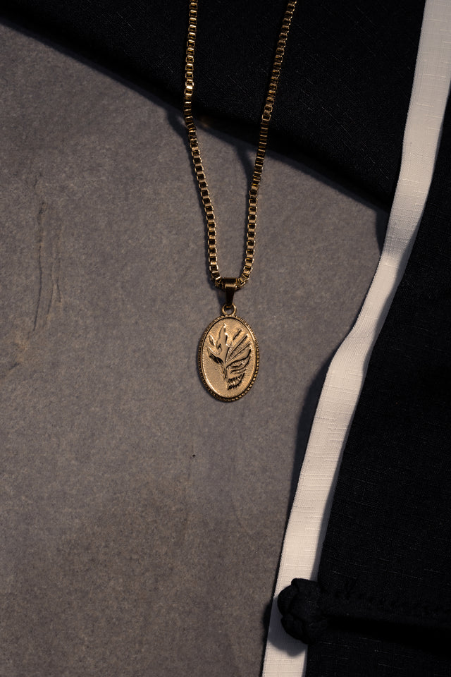 HOLLOW SKULL PENDANT