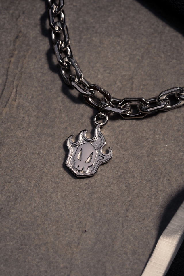 SKULL BADGE PENDANT