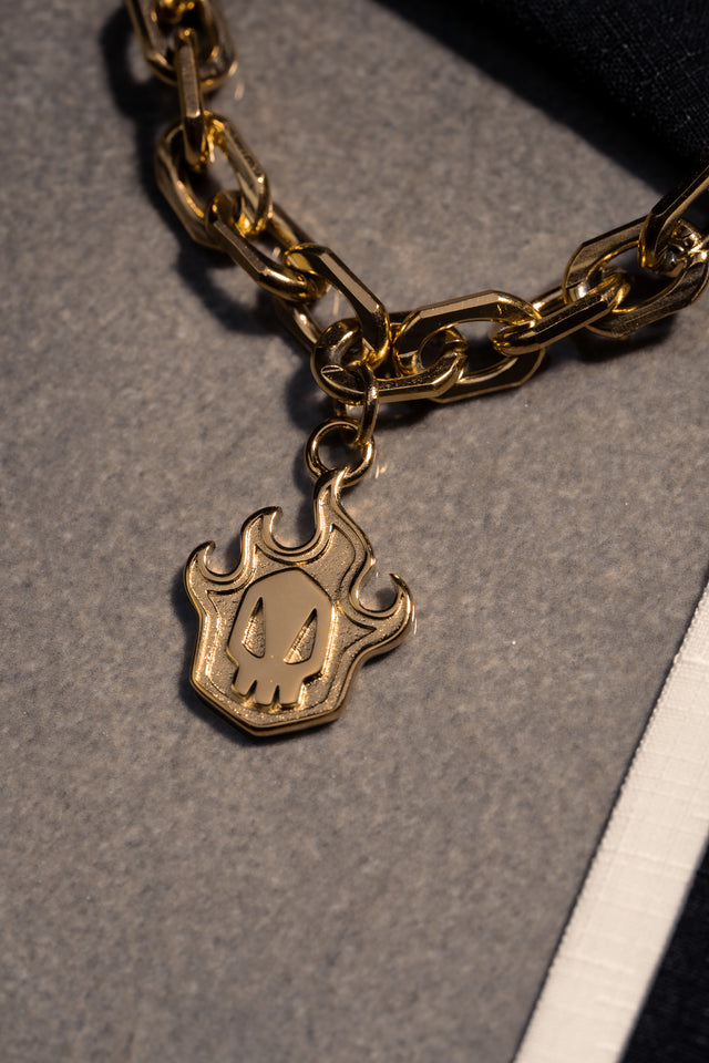 SKULL BADGE PENDANT