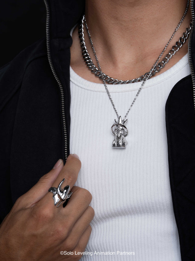 STATUE OF GOD PENDANT