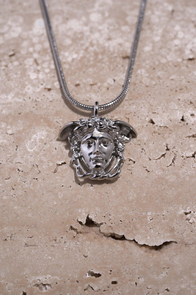 MEDUSA RONDANINI NECKLACE