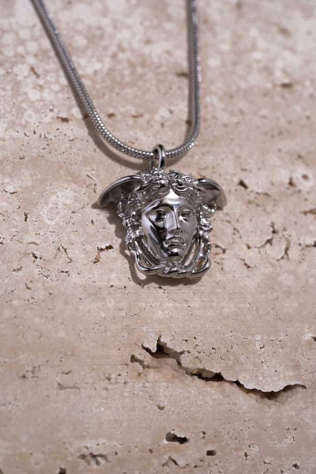 MEDUSA RONDANINI NECKLACE