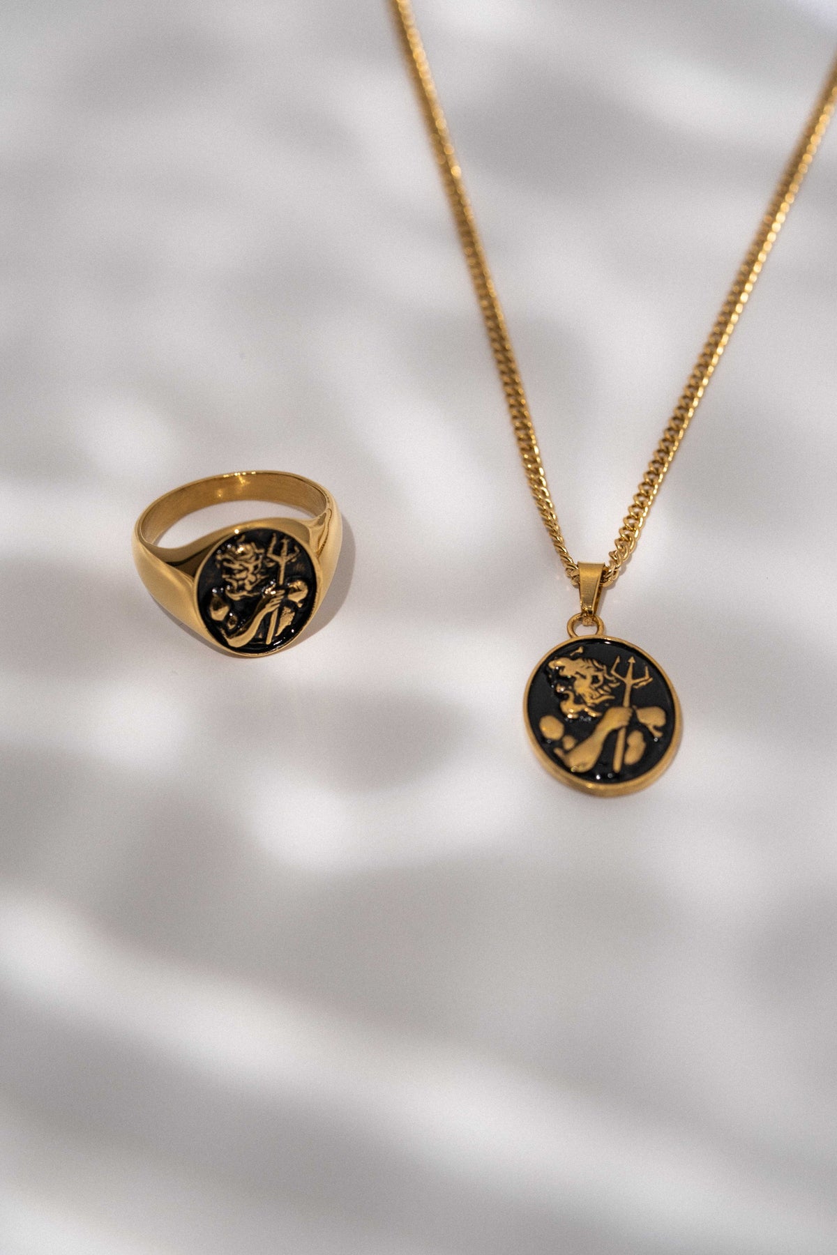 POSEIDON PENDANT