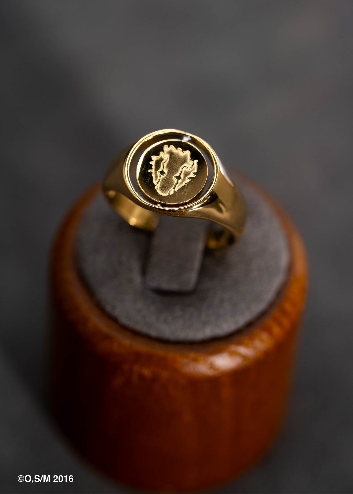 MOB PSYCHO FLIP RING